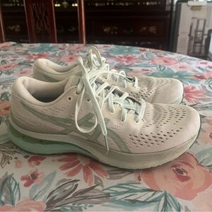 Asics Gel Kayano 28 - White - Oasis Green